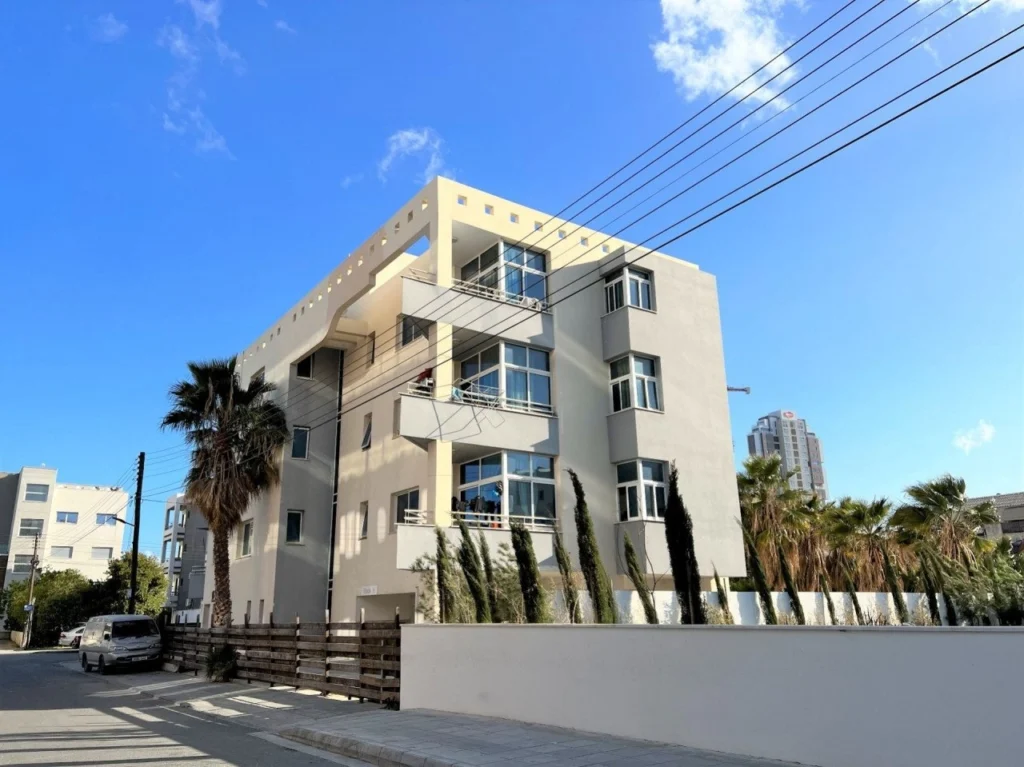 1362m² Building for Sale in Limassol District