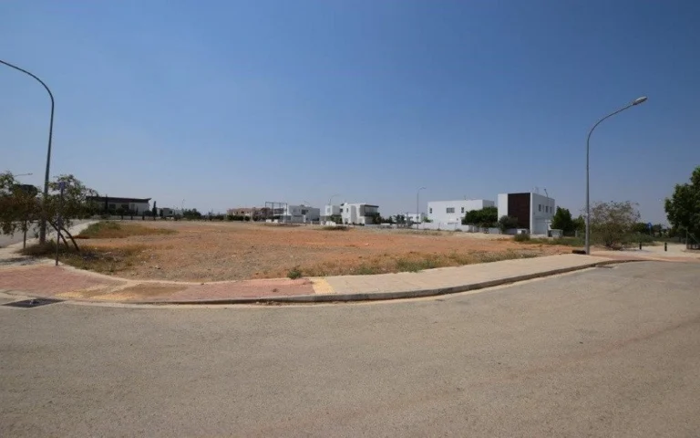 2,032m² Plot for Sale in Strovolos, Nicosia District