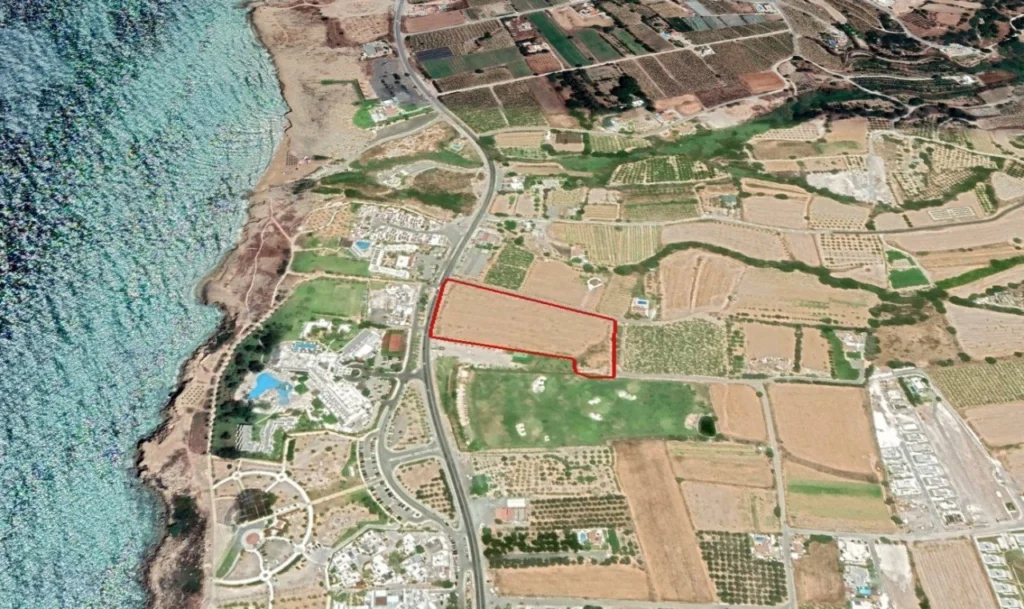 16,221m² Plot for Sale in Chlorakas, Paphos District