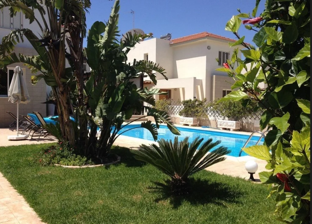 4 Bedroom House for Sale in Kapparis, Famagusta District