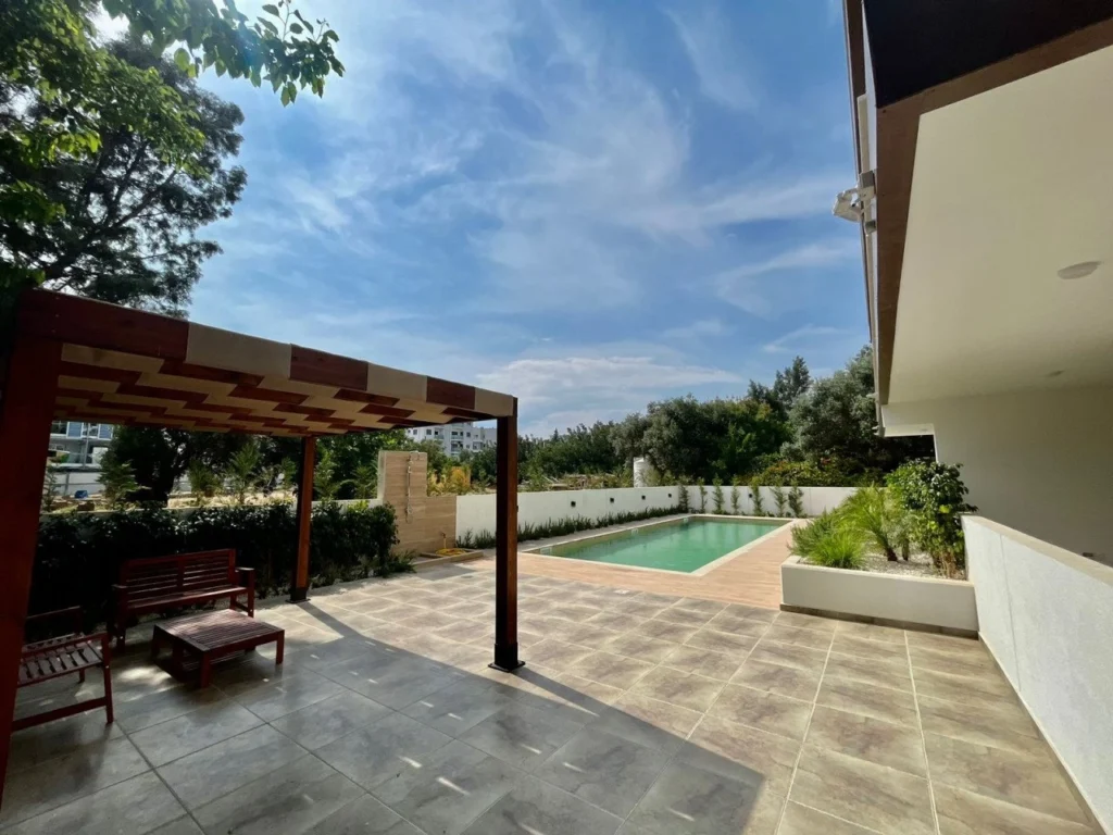 2 Bedroom Apartment for Sale in Limassol District