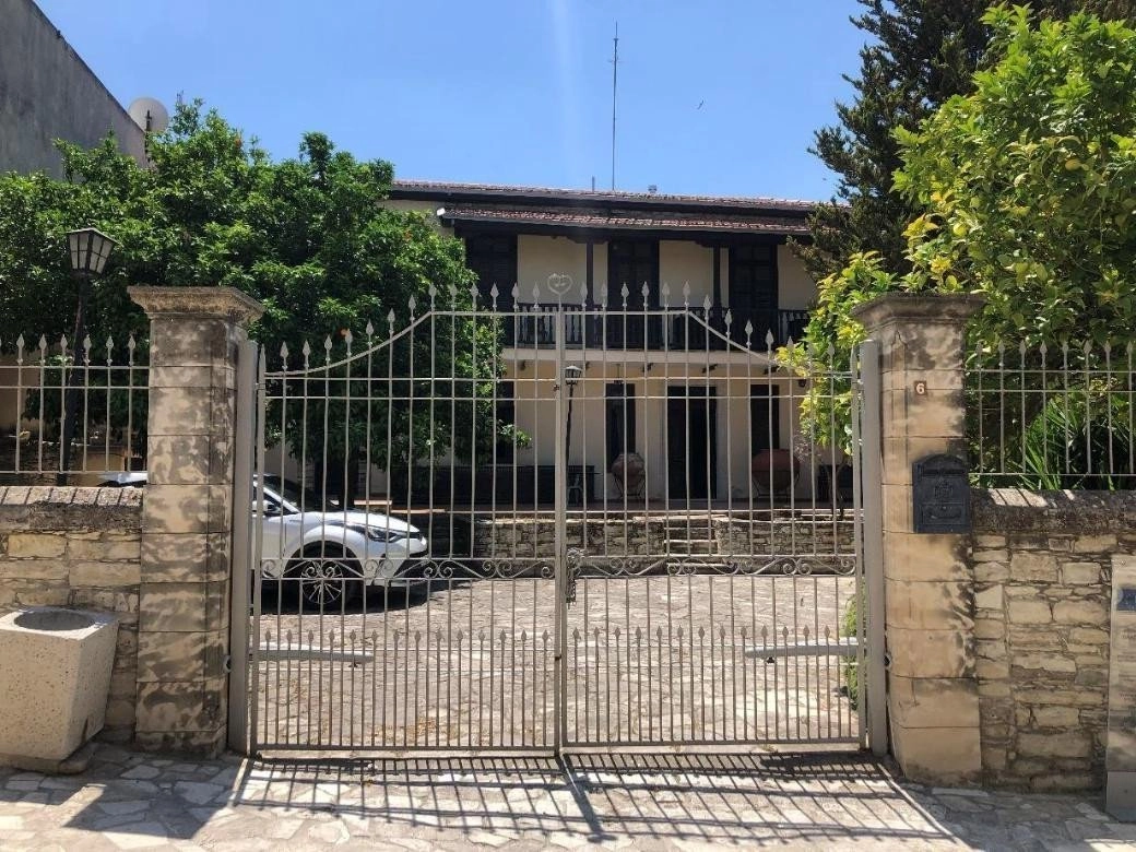 5 Bedroom House for Sale in Larnaca District