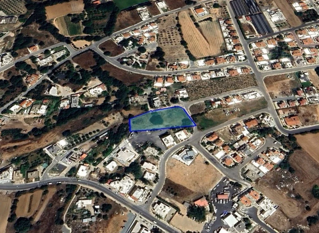 2,810m² Plot for Sale in Kissonerga, Paphos District