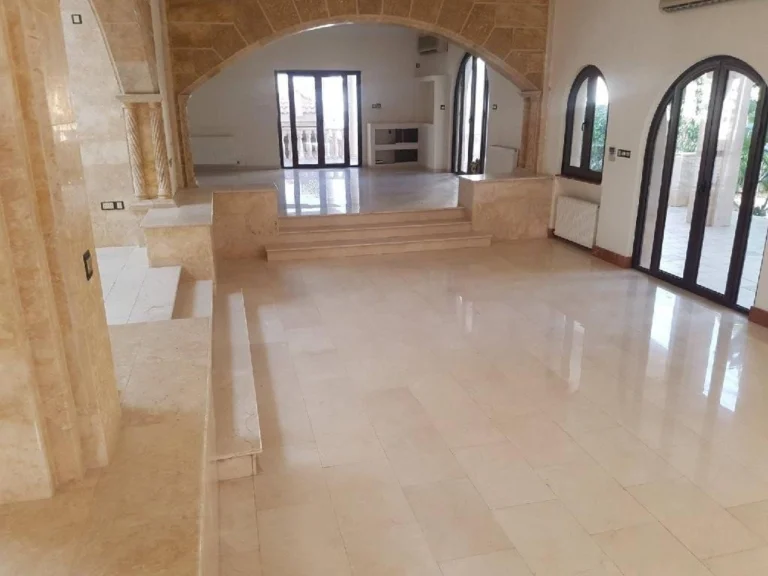 5 Bedroom House for Sale in Oroklini, Larnaca District