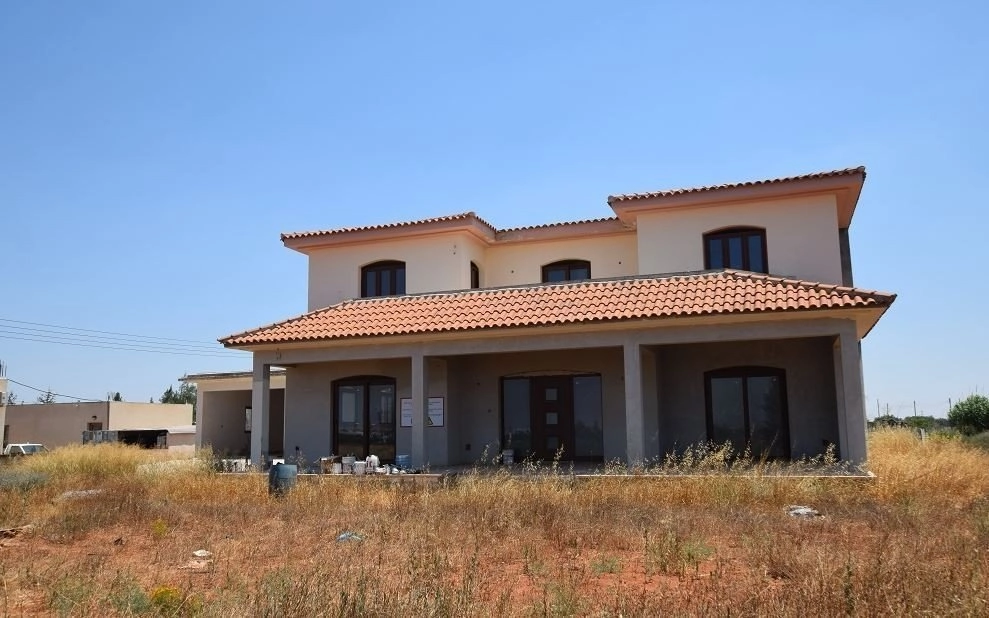 3 Bedroom House for Sale in Kokkinotrimithia, Nicosia District