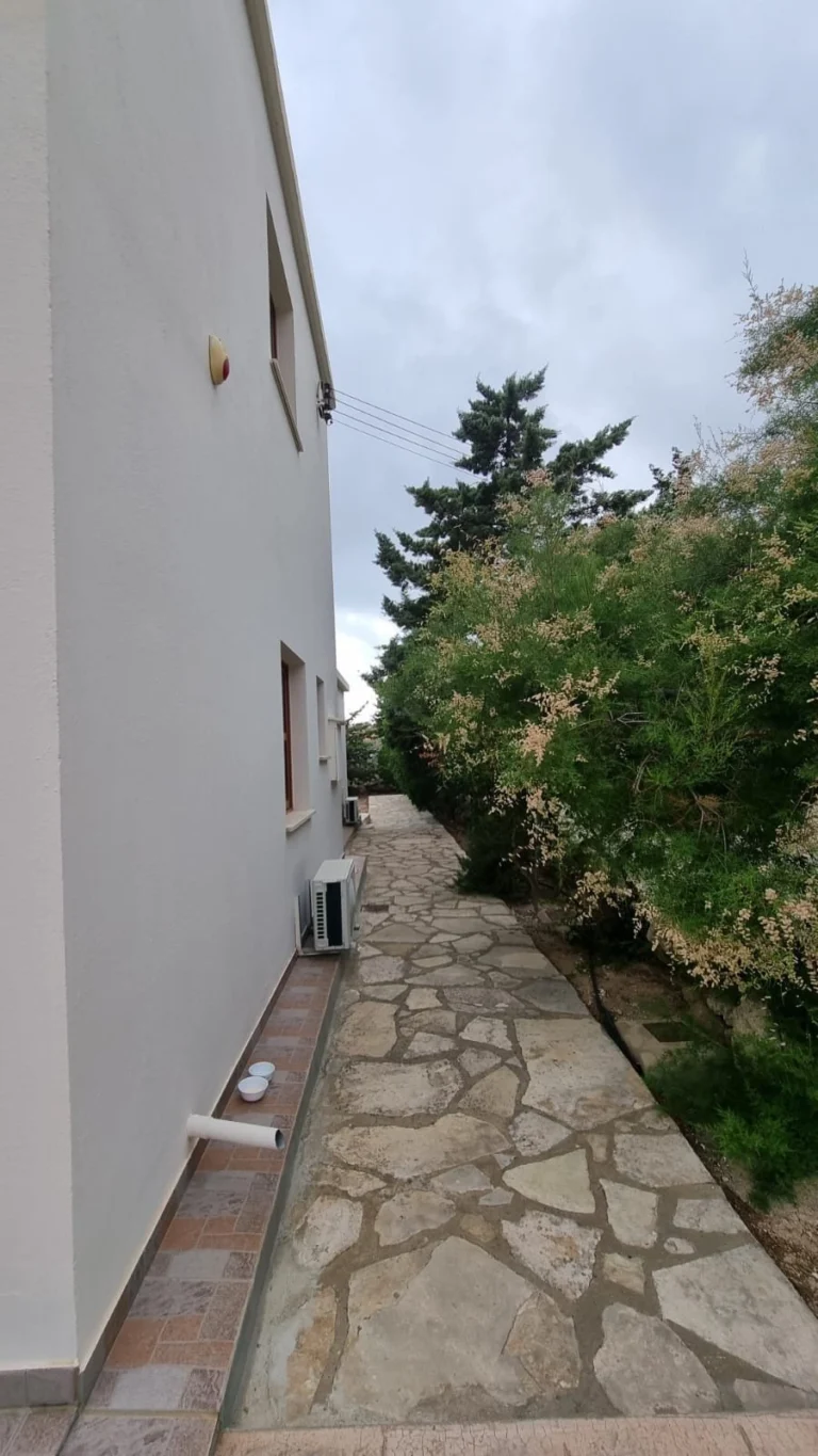 3 Bedroom House for Sale in Pegeia, Paphos District