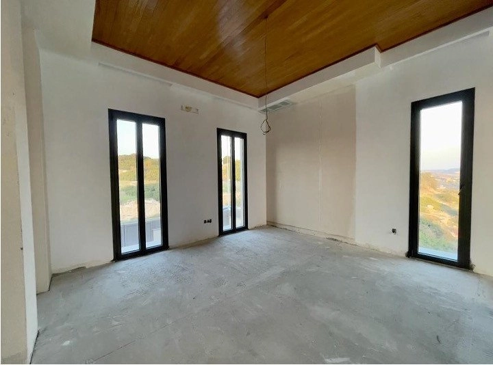 5 Bedroom House for Sale in Amathounta, Limassol District