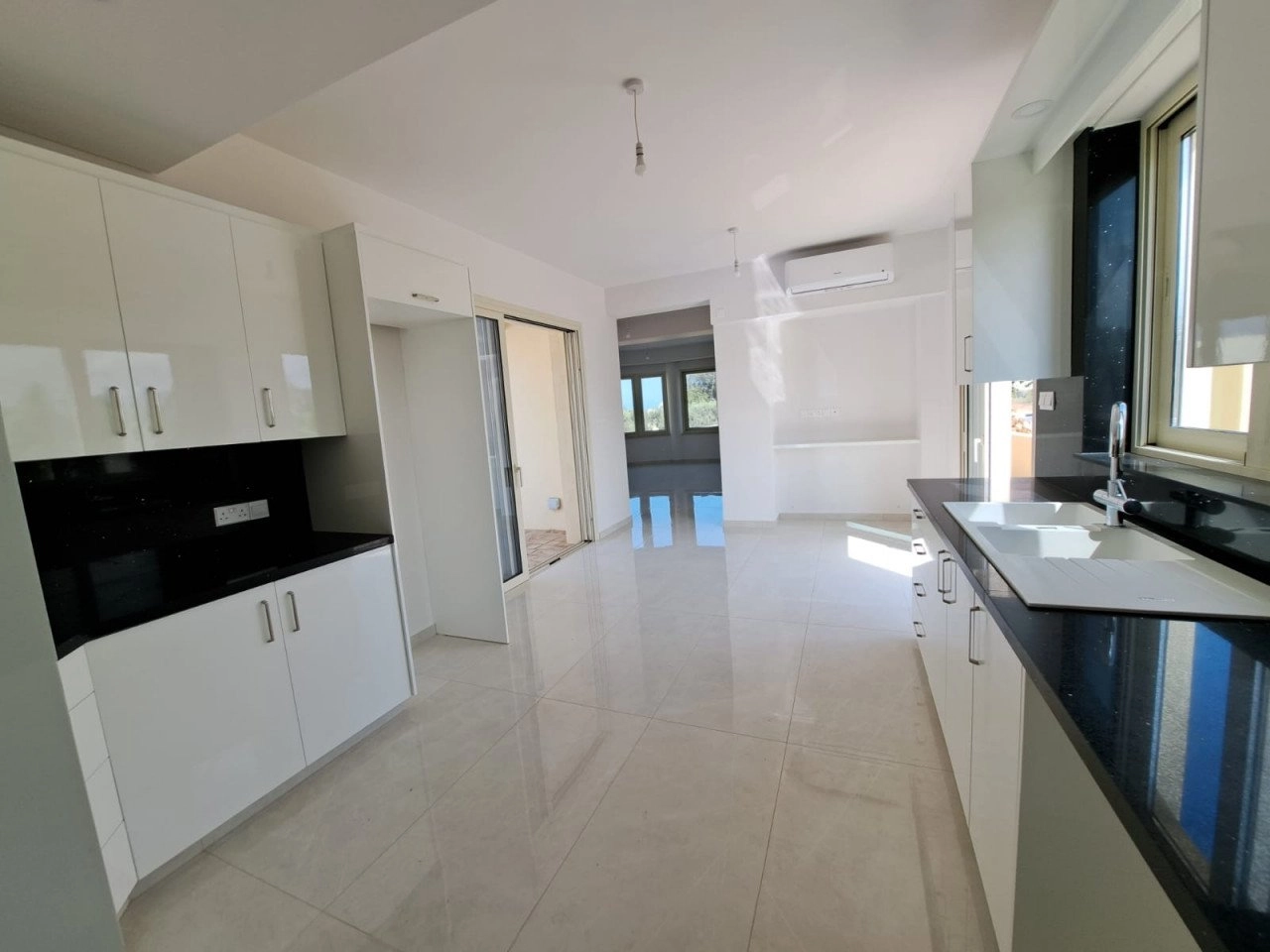 3 Bedroom House for Sale in Kissonerga, Paphos District