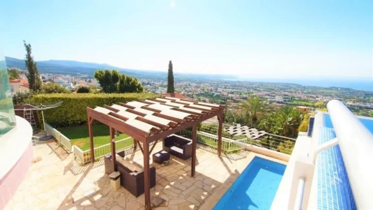 5 Bedroom House for Sale in Pegeia, Paphos District