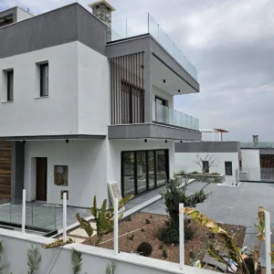 5 Bedroom House for Sale in Parekklisia, Limassol District