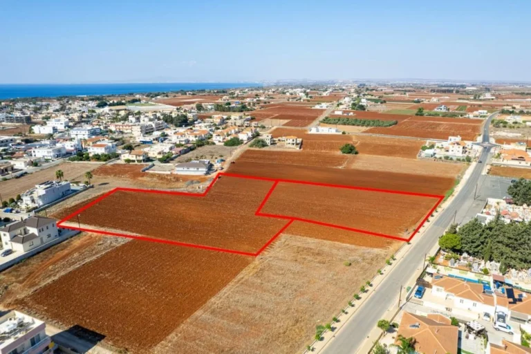 9,697m² Residential Plot for Sale in Xylofagou, Larnaca District