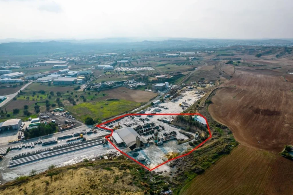 288m² Warehouse for Sale in Tseri, Nicosia District