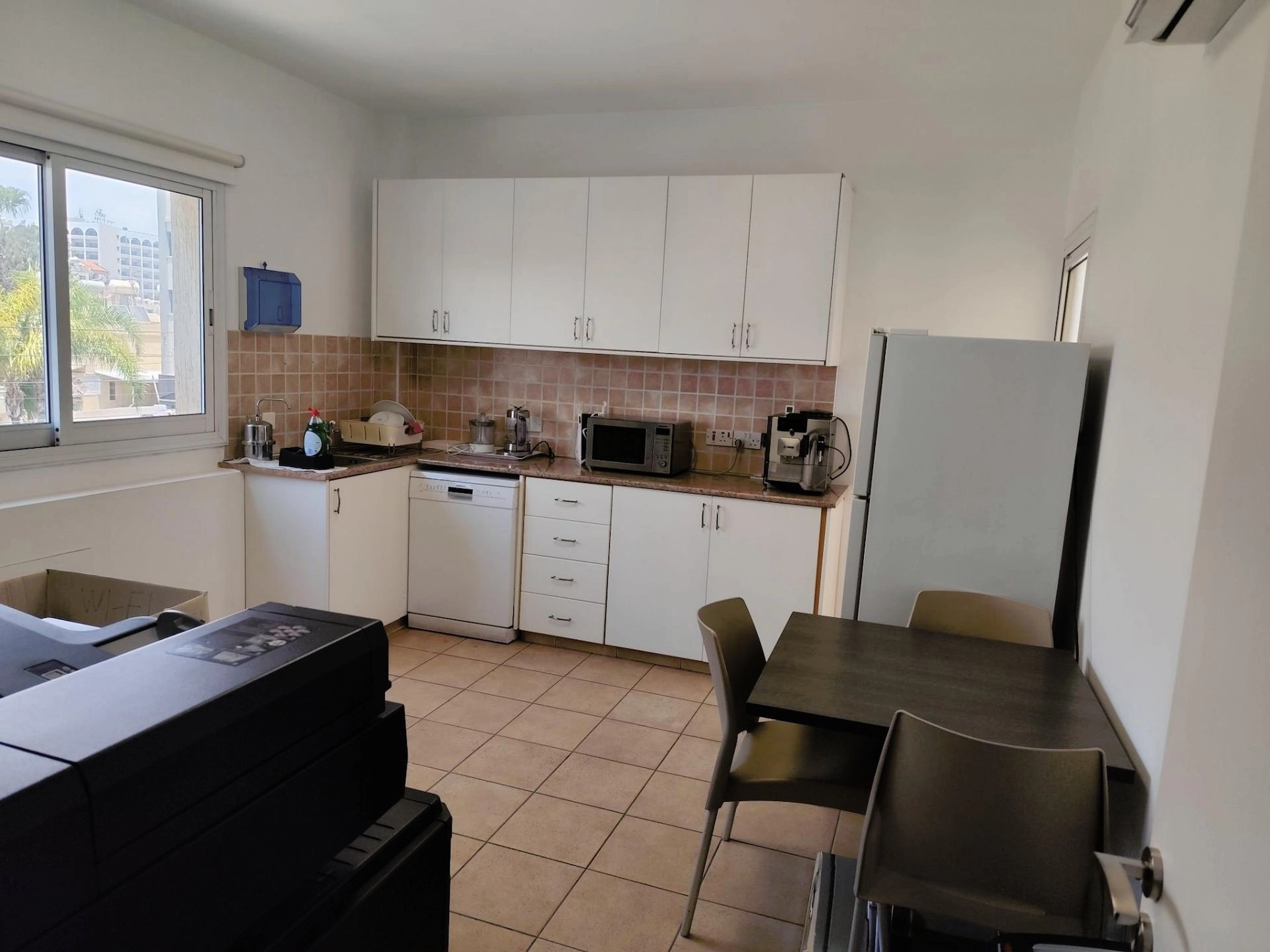 110m² Office for Rent in Limassol District