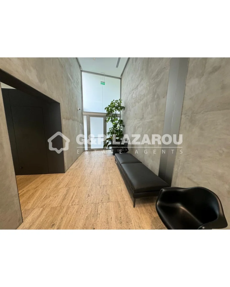 120m² Office for Rent in Nicosia District