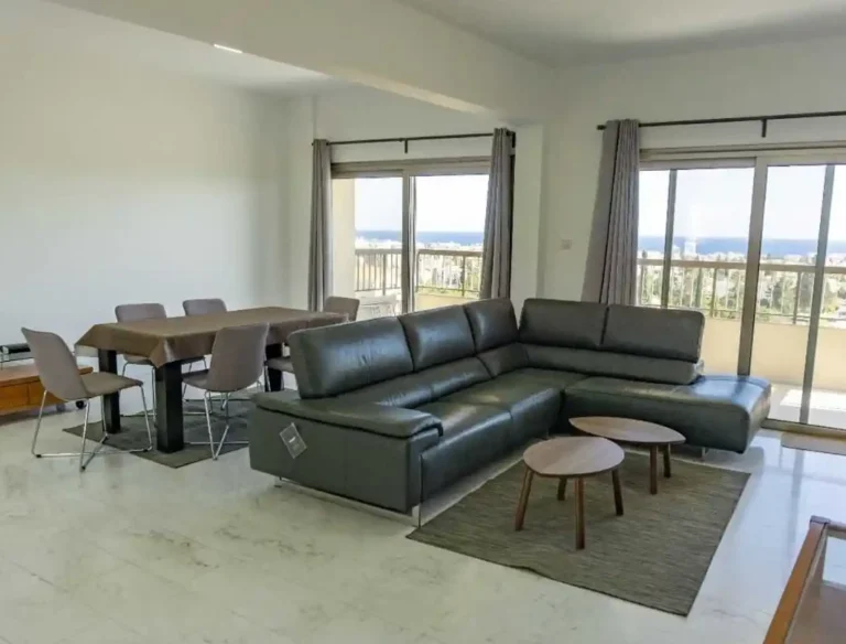 3 Bedroom Apartment for Rent in Germasogeia – Tourist Area, Limassol District