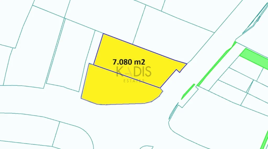 7,080m² Plot for Sale in Strovolos, Nicosia District