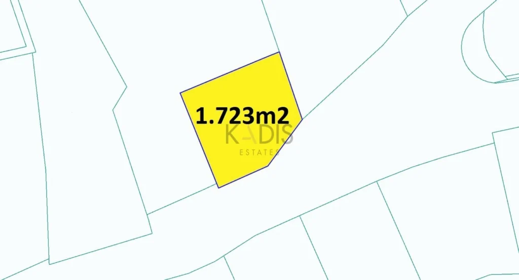 1,723m² Plot for Sale in Agios Tychonas, Limassol District