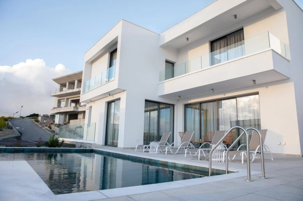 4 Bedroom House for Sale in Chlorakas, Paphos District