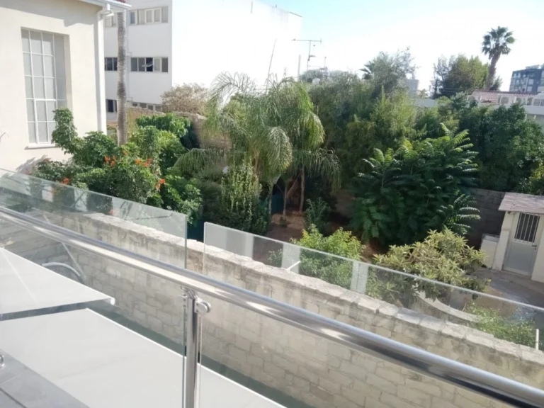 5 Bedroom House for Sale in Limassol – AgiaTriada