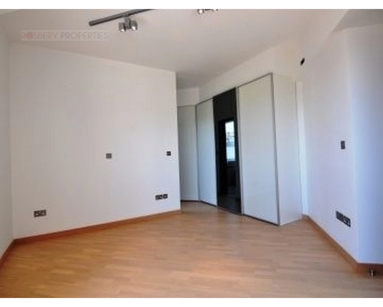 4 Bedroom Apartment for Sale in Germasogeia, Limassol District