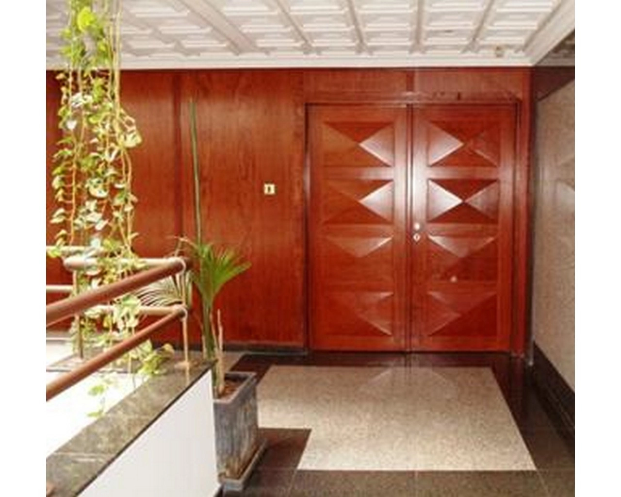 30m² Office for Rent in Agia Triada, Limassol District