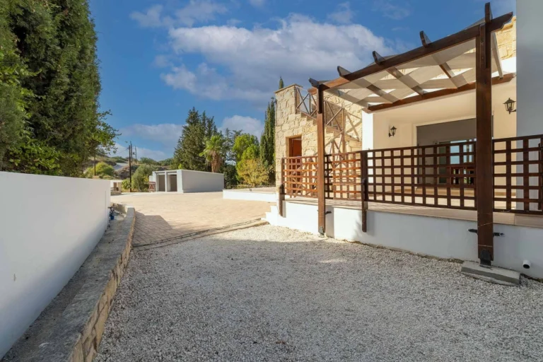 5 Bedroom House for Sale in Paphos District