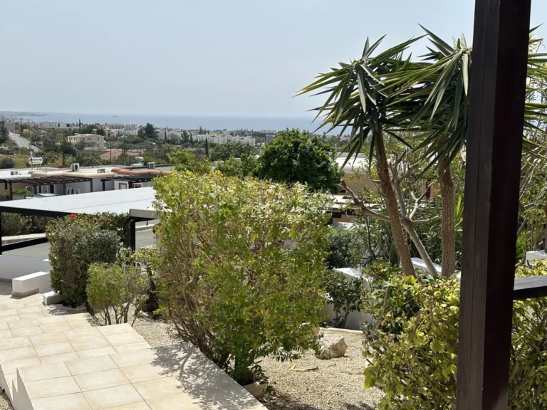 Cheap Houses and Villas for Sale Paphos up to 300000 euro