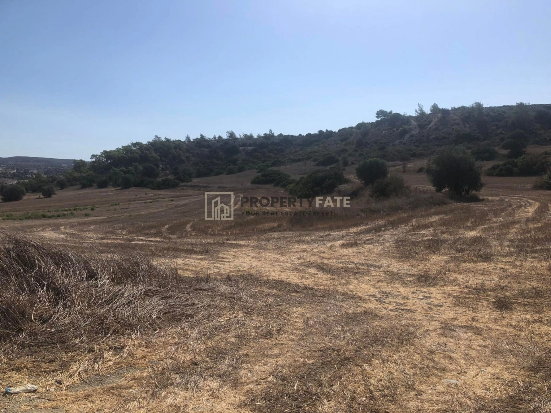 27,523m² Plot for Sale in Pentakomo, Limassol District