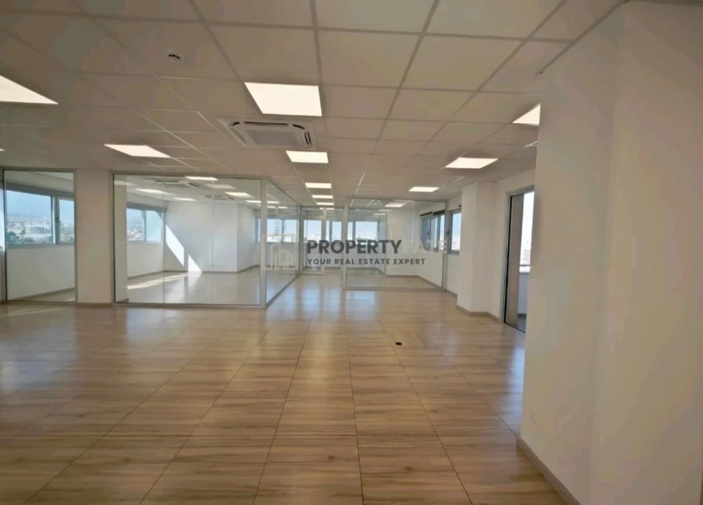 475m² Office for Rent in Limassol – Omonoia
