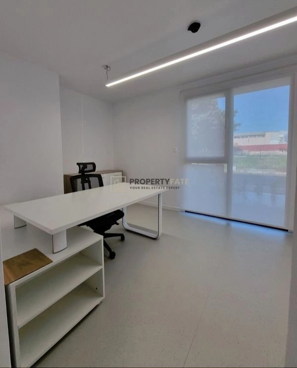 120m² Office for Rent in Limassol – Tsiflikoudia