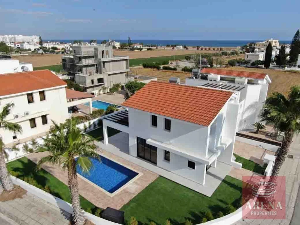 4 Bedroom Villa for Sale in Larnaca District