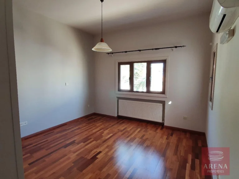 5 Bedroom House for Sale in Kiti, Larnaca District