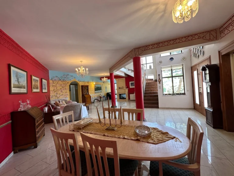 5 Bedroom House for Sale in Prastio Kellakiou, Limassol District