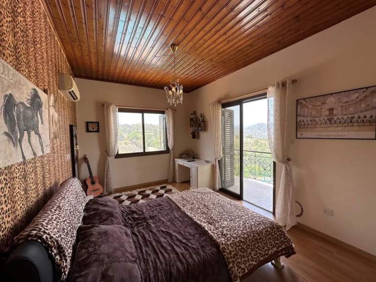 5 Bedroom House for Sale in Prastio Kellakiou, Limassol District