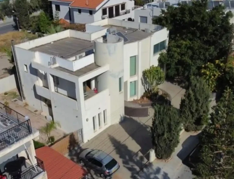 5 Bedroom House for Sale in Limassol – Petrou kai Pavlou