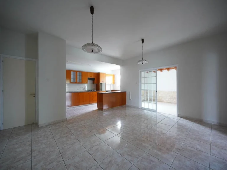 5 Bedroom House for Sale in Nicosia District