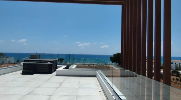 4 Bedroom House for Sale in Famagusta – Agia Napa