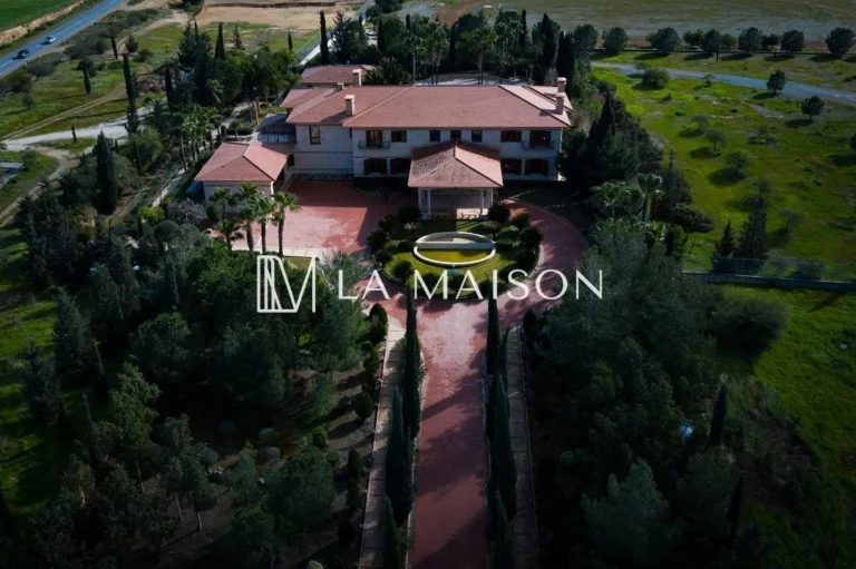 6+ Bedroom House for Sale in Latsia, Nicosia District