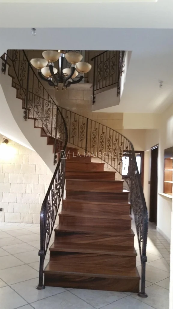 5 Bedroom House for Sale in Tseri, Nicosia District