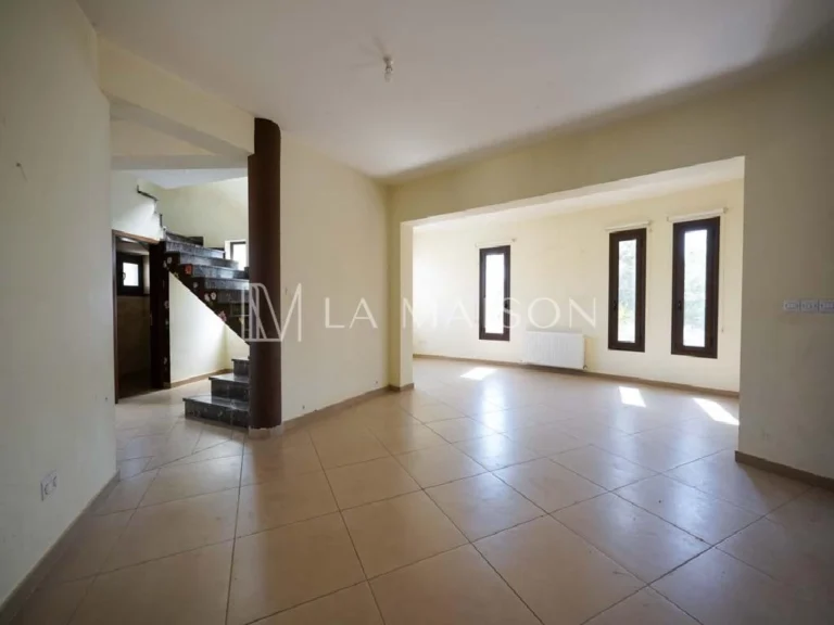 3 Bedroom House for Sale in Lakatamia, Nicosia District