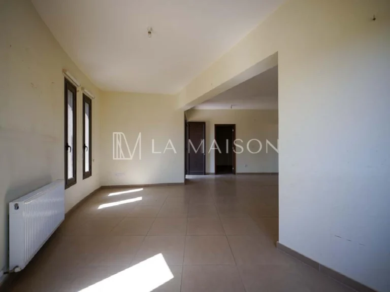 3 Bedroom House for Sale in Lakatamia, Nicosia District