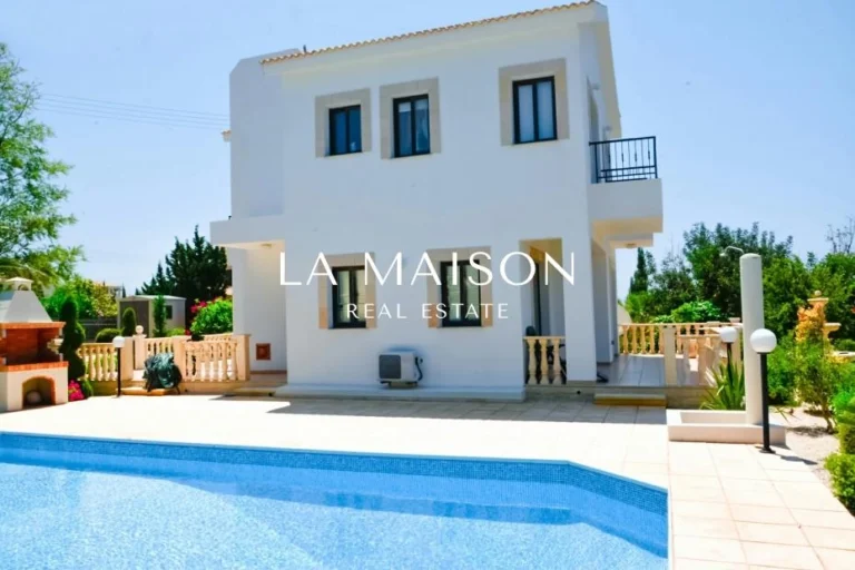 3 Bedroom House for Sale in Kouklia, Paphos District