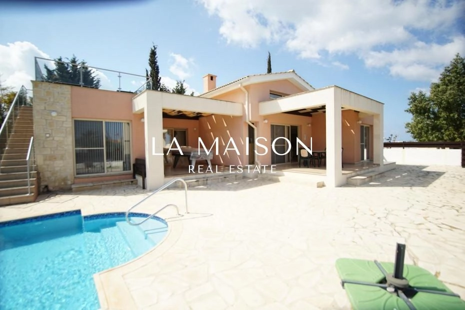 3 Bedroom House for Sale in Latchi (Lakki / Latsi), Paphos District