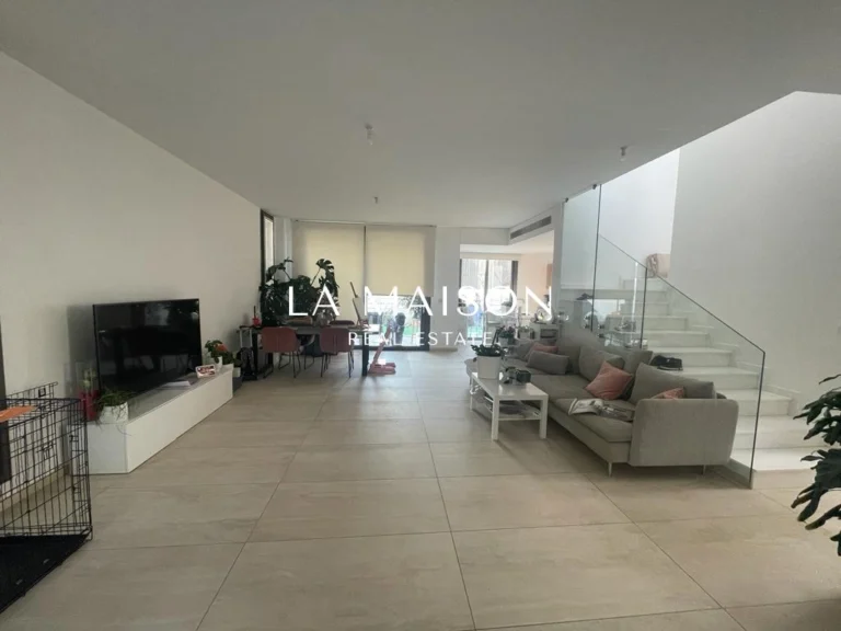 4 Bedroom House for Sale in Engomi, Nicosia District