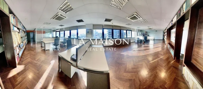 372m² Office for Sale in Nicosia District