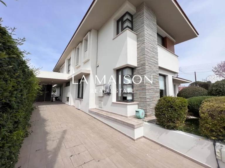 4 Bedroom House for Sale in Strovolos, Nicosia District