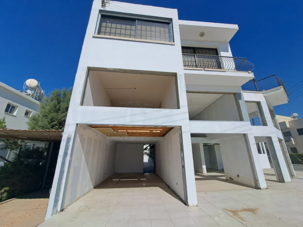 82m² Commercial for Rent in Larnaca District