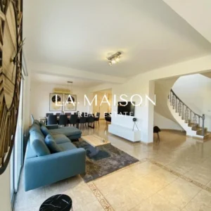 5 Bedroom House for Sale in Chlorakas, Paphos District