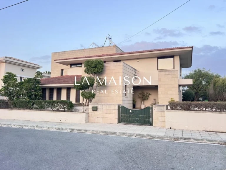 6+ Bedroom House for Sale in Engomi, Nicosia District