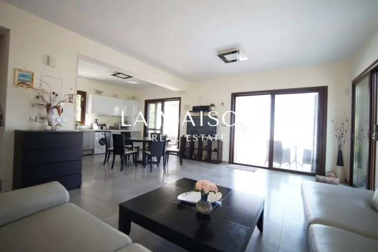 Cheap Houses and Villas for Sale Paphos up to 500000 euro